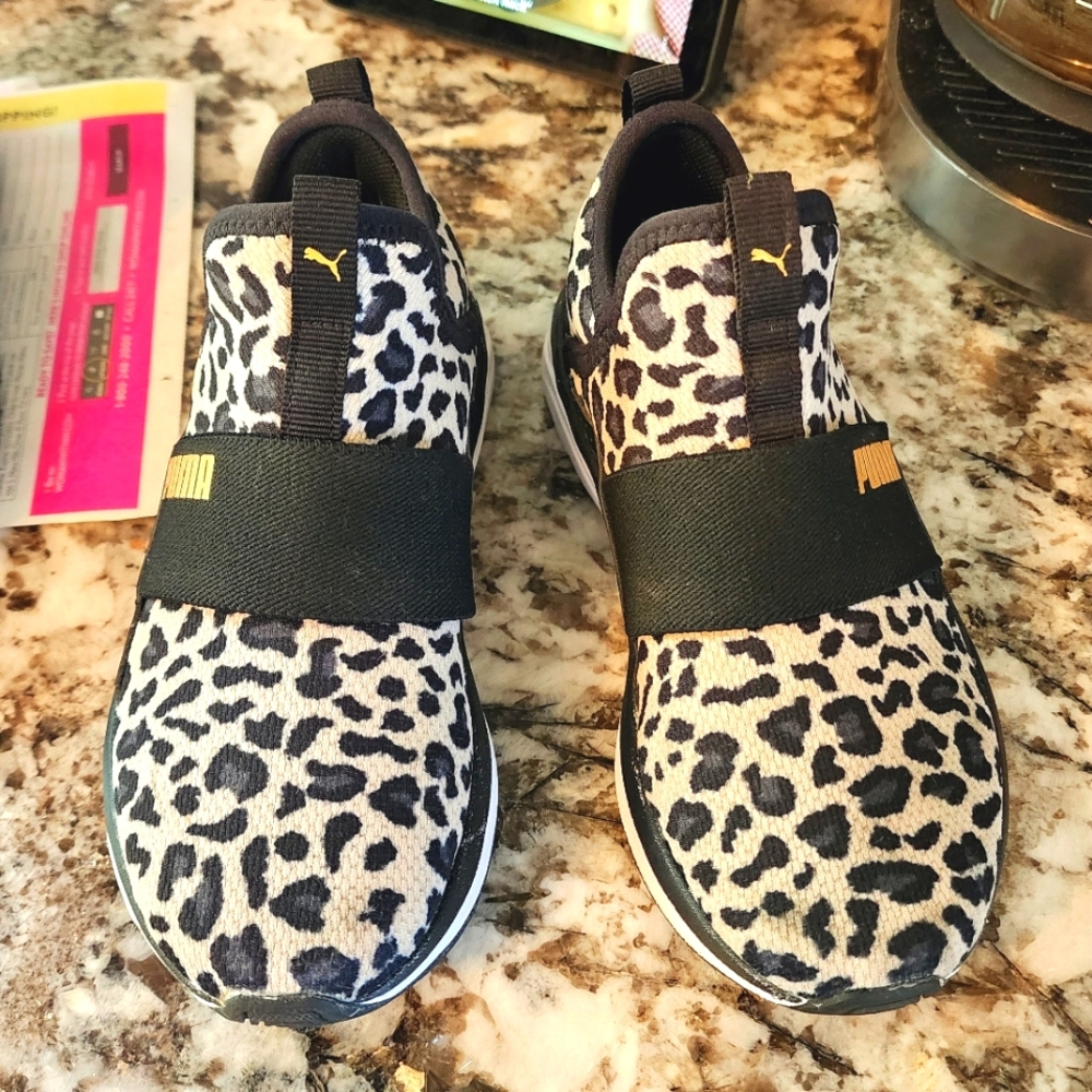 Girls Puma Cheetah Print Sneakers US 13c youth/child